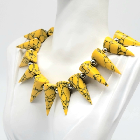 Eddie Borgo RARE Yellow and Black Resin Spike Choker Collar with Silver Beads - Picture 6 of 11